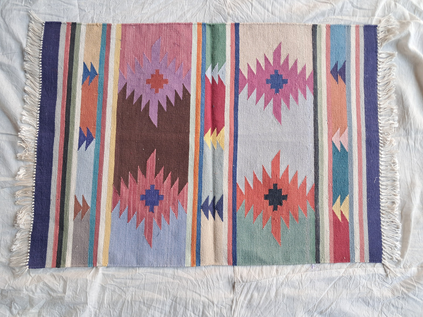 Modern 2×3ft Design Handmade Cotton Rug Dhurrie- Hand Woven Rug.