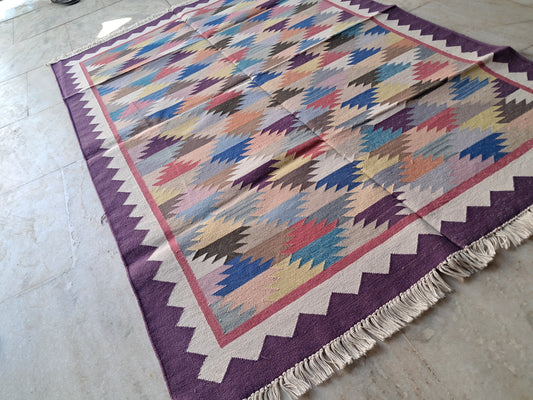 Handmade 4×6 Cotton Punja Rug – Eco-Friendly & Unique Design | Roop Riyaz Durry Udhyog