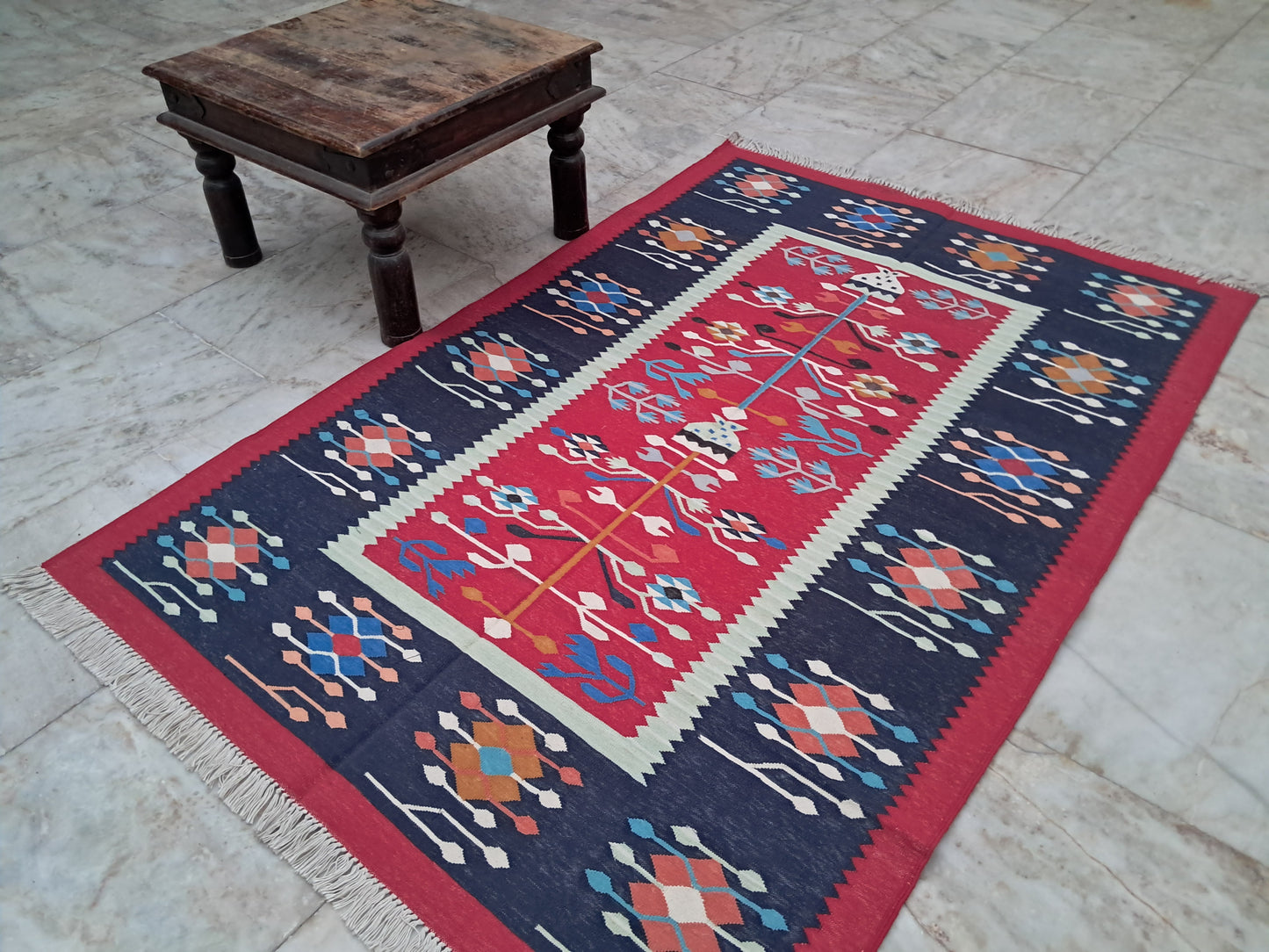 4×6ft Multicolour Traditional Design Handmade Cotton Rug Dhurrie- Hand Woven Rug